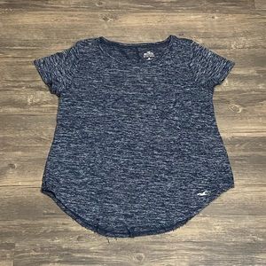 Hollister Top in a GREAT condition!